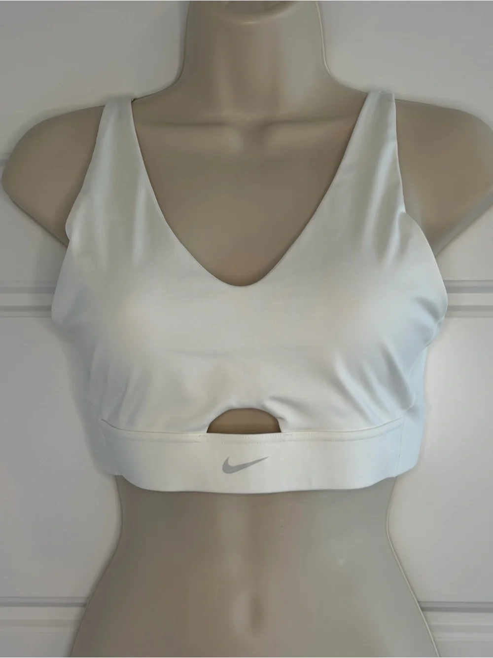 Nike Women’s Indy Plunge Cutout Sports Bra Size Large White Dri Fit